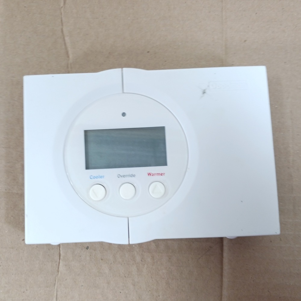 Goodman TSTATG3271C Programmable Digital Thermostat HVAC Air Conditioning Heat - Picture 2 of 4